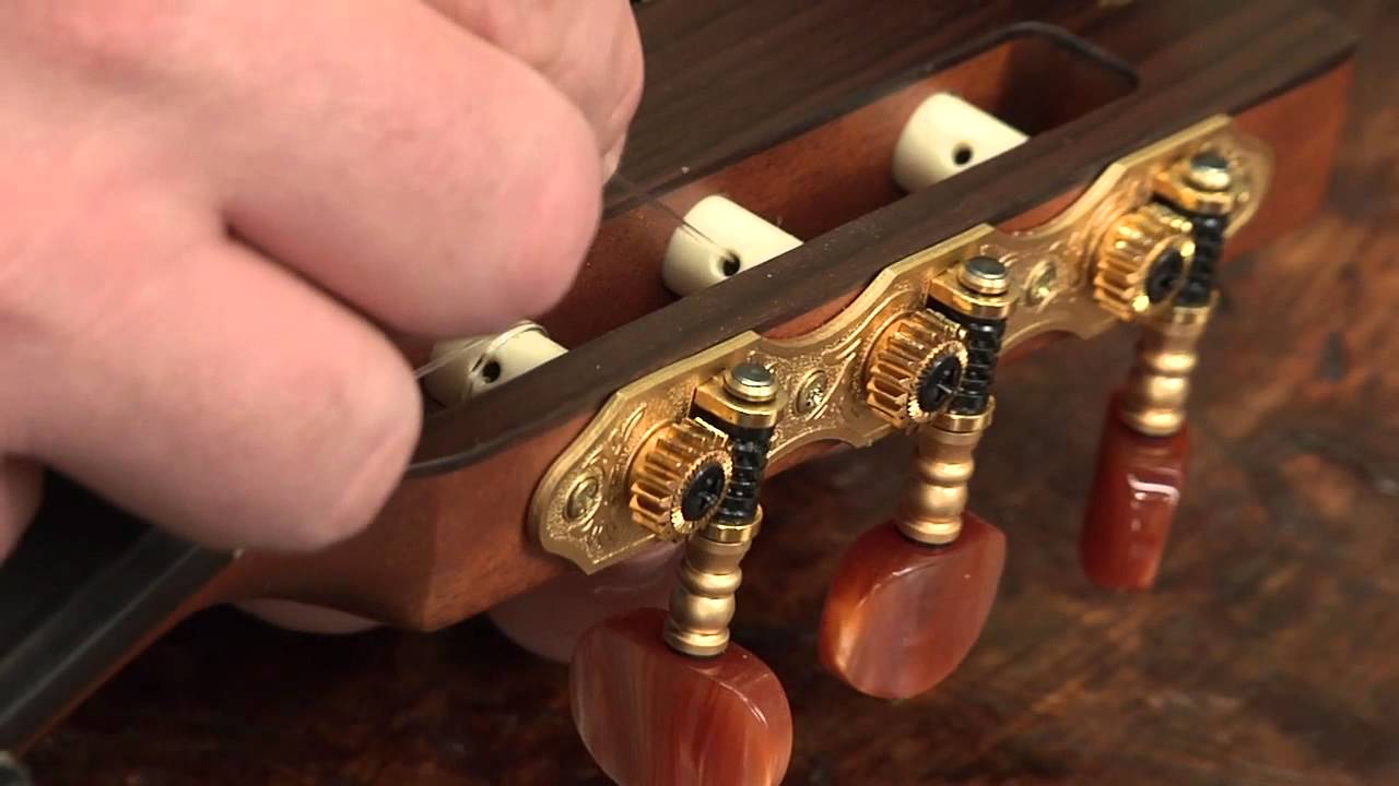 Come Cambiare Le Corde Alla Chitarra Classica